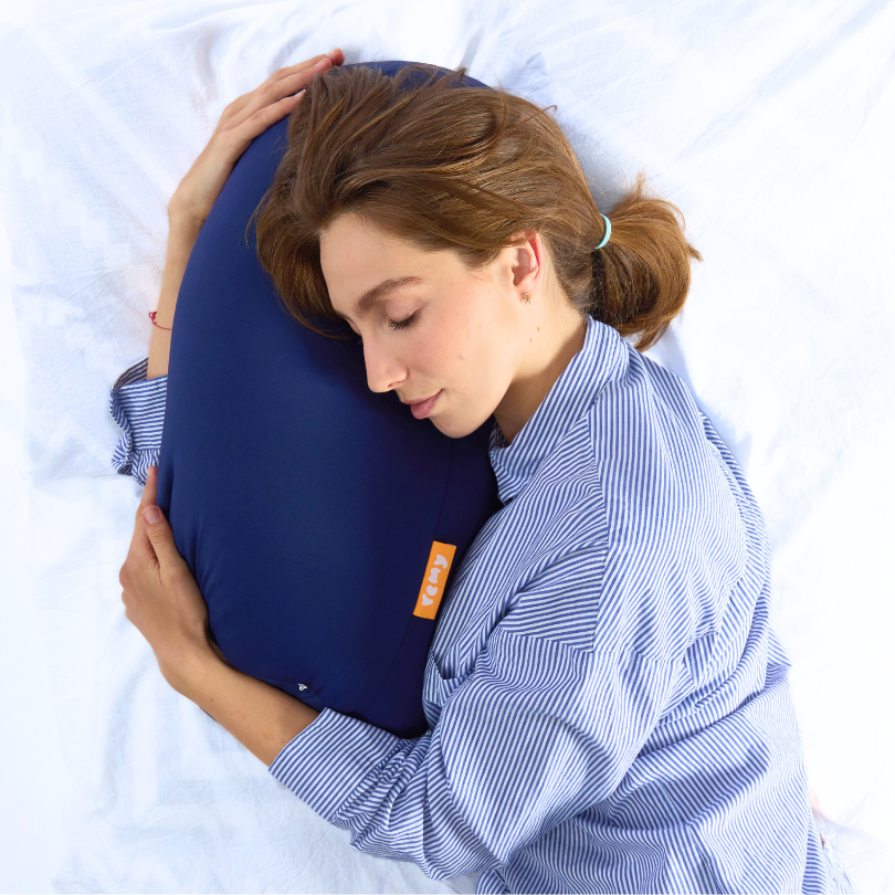 Hugger_Cuddle_indigo-blue.png